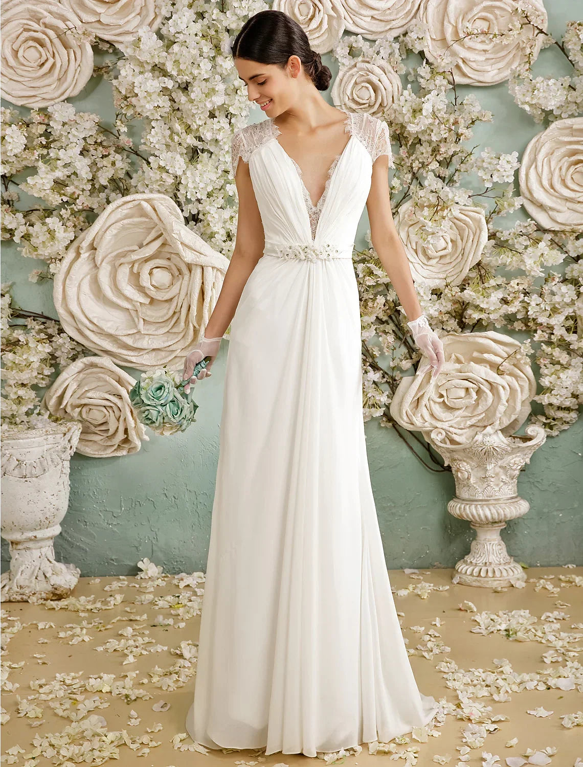 Beach Open Back Wedding Dresses Short Sleeve V Neck With Crystal Button
