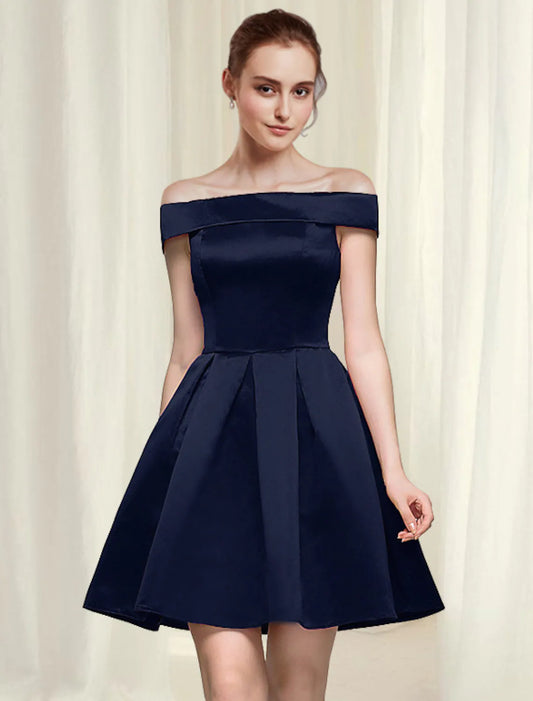 Elegant Red A-Line Classic-Neck Sleeveless Classic-Back Mini-Length Homecoming Dress