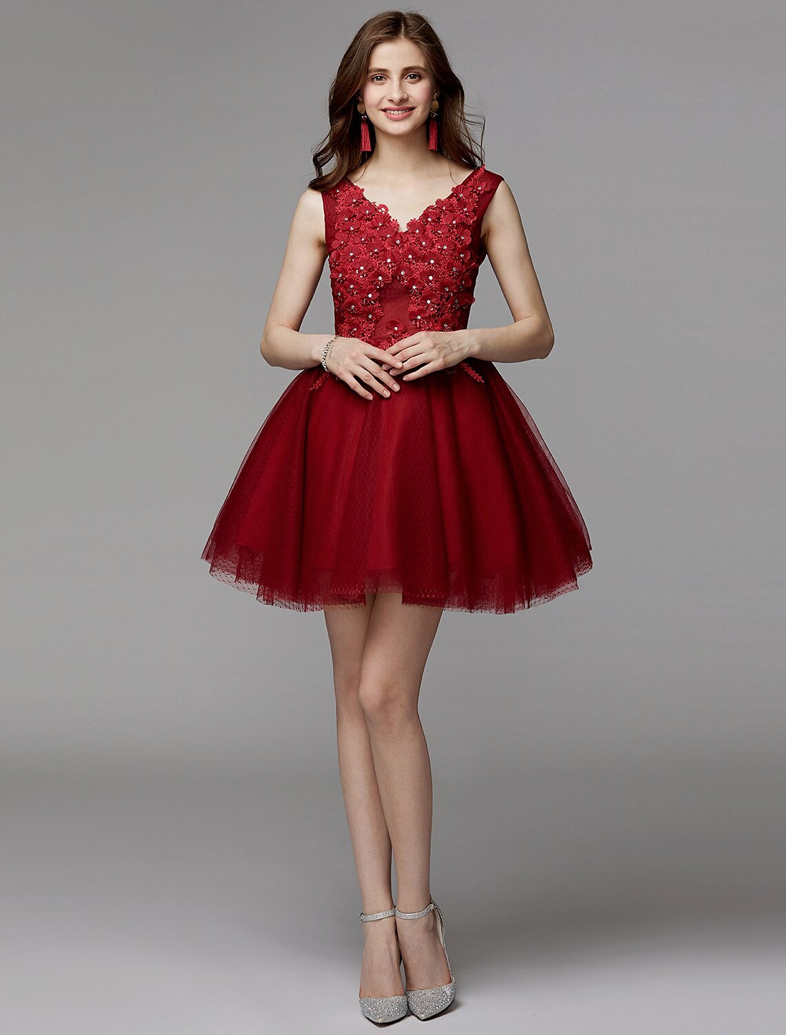 Homecoming Graduation Short / Mini Sleeveless V Neck Over with Crystals Appliques