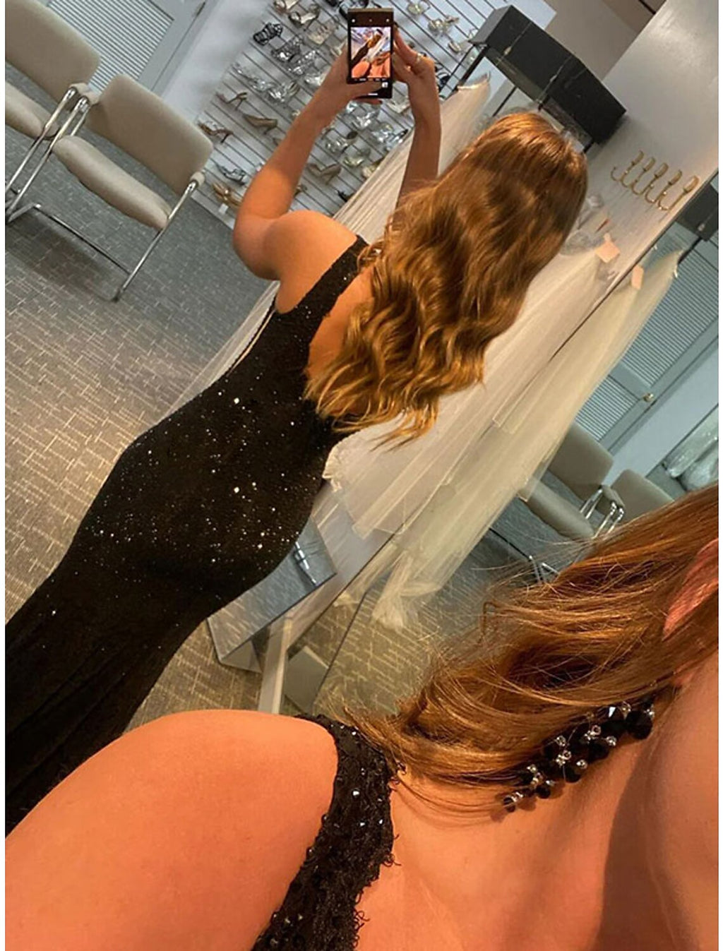 Sheath/Column Rhinestone V-neck Sleeveless Sweep/Brush Train Dresses