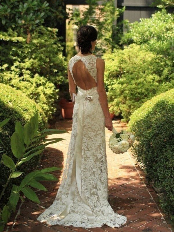 Sheath/Column Sleeveless V-neck Court Train Wedding Dresses