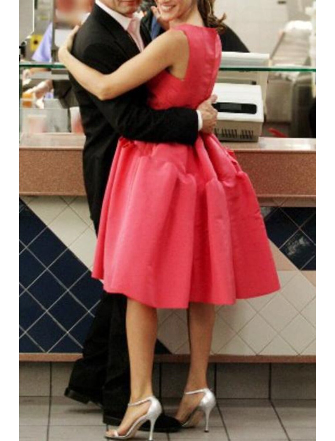 Homecoming Dresses Celebrity Style Dress Party Wear Cocktail Party Knee Length Sleeveless Jewel Neck with Bow(s)