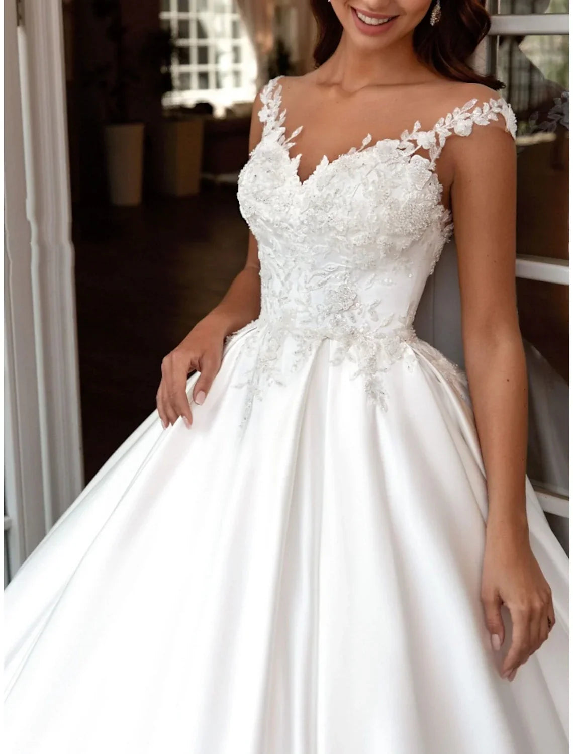 Reception Formal Wedding Dresses A-Line V Neck Sleeveless Court Train Bridal Gowns With Pleats Appliques