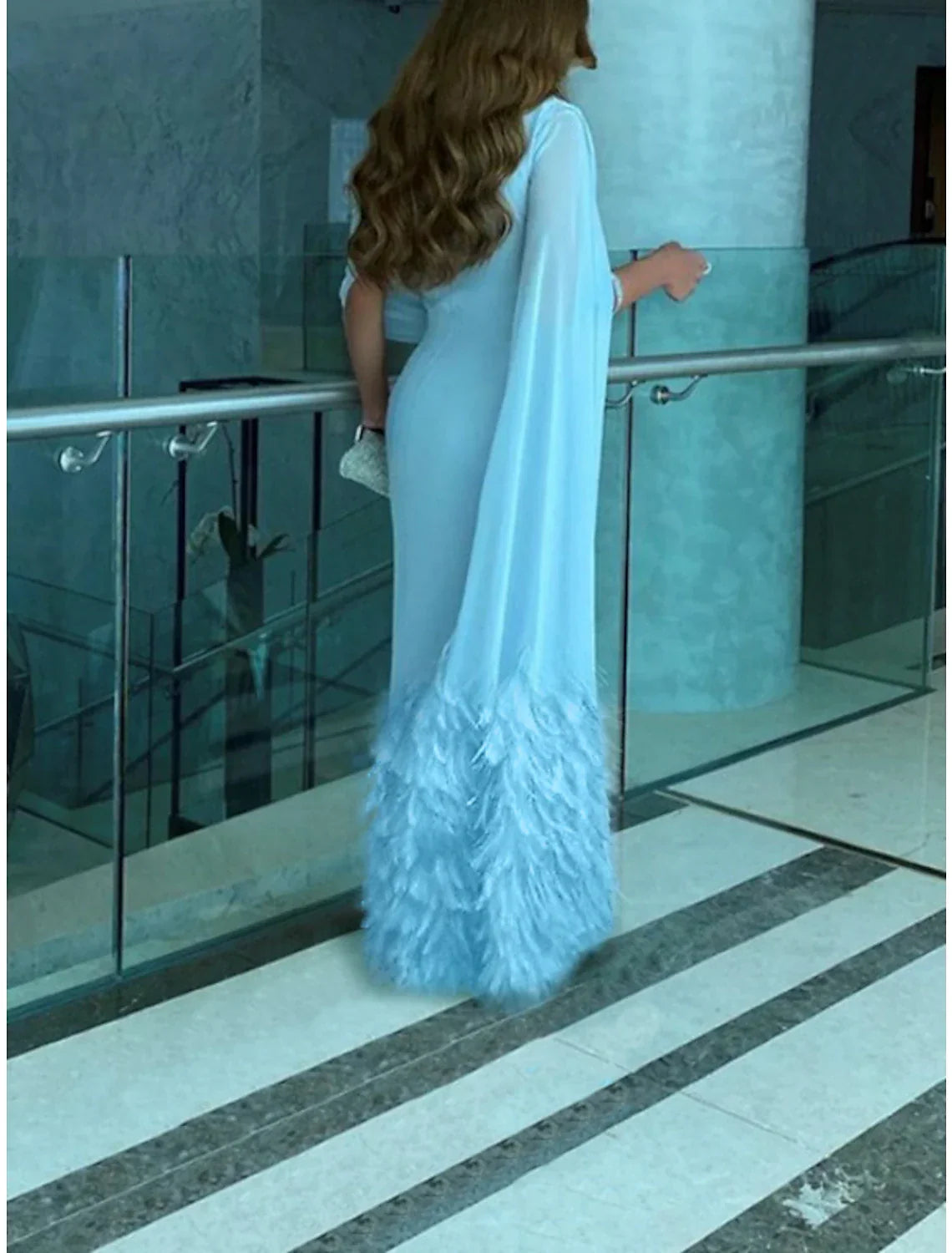 Sheath / Column Evening Gown Elegant Dress Formal Fall Sweep / Brush Train Sleeveless Cowl Neck with Feather Ruched Slit