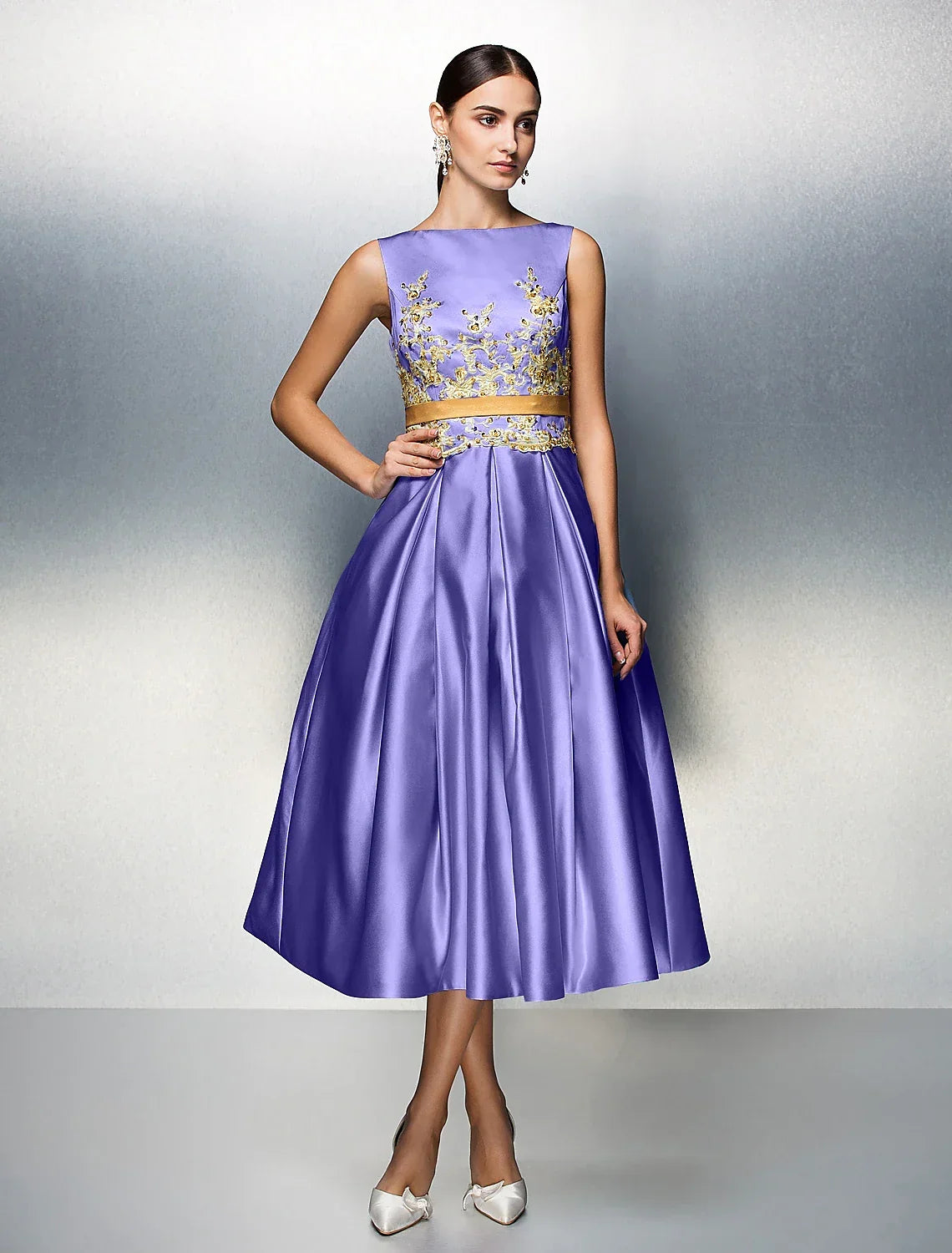 Cocktail Dresses Party Dress Wedding Guest Tea Length Sleeveless Jewel Neck V Back with Pleats Appliques