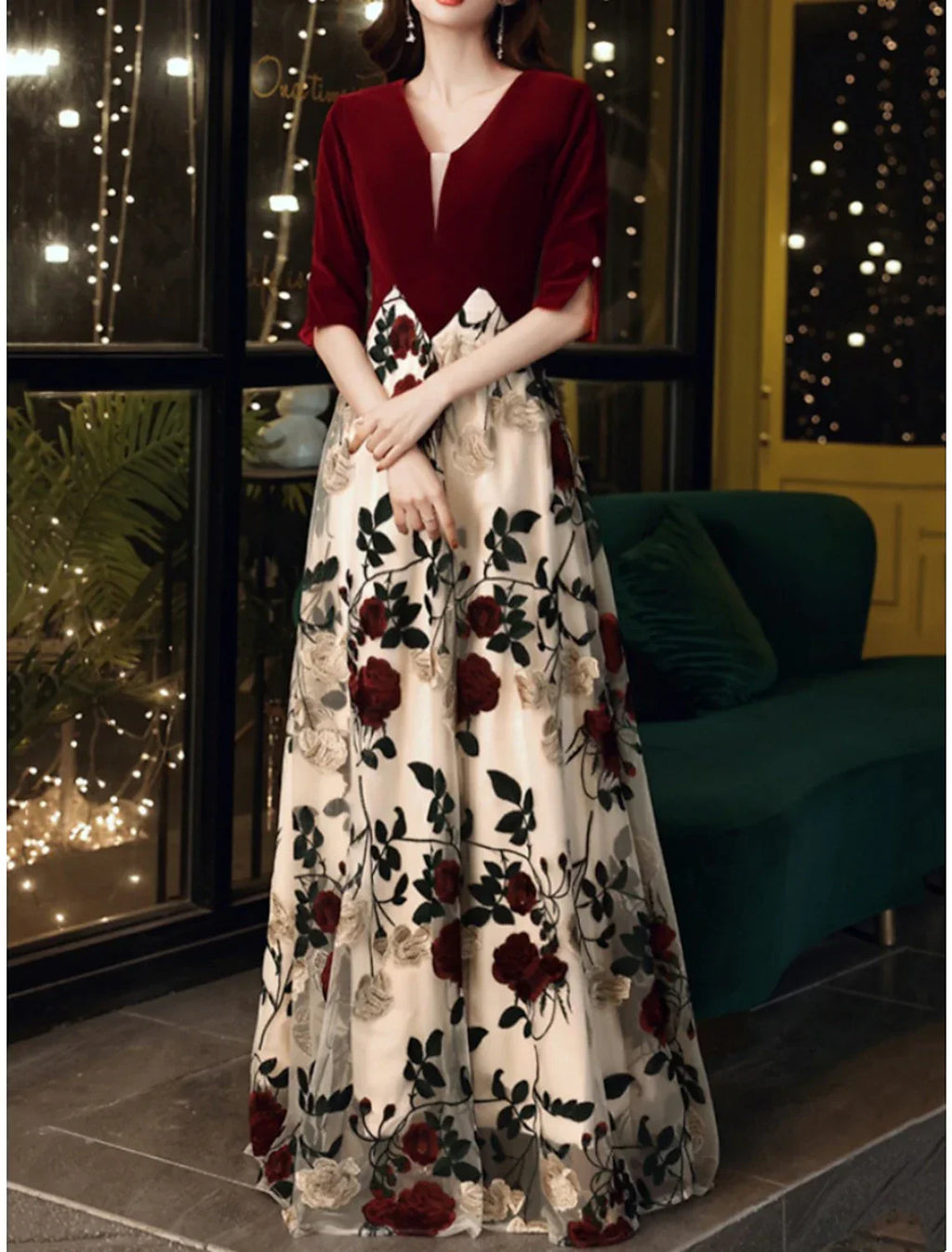 Sheath / Column Mother of the Bride Dress Vintage Elegant Petite V Neck Floor Length 3/4 Length Sleeve with Pleats Embroidery