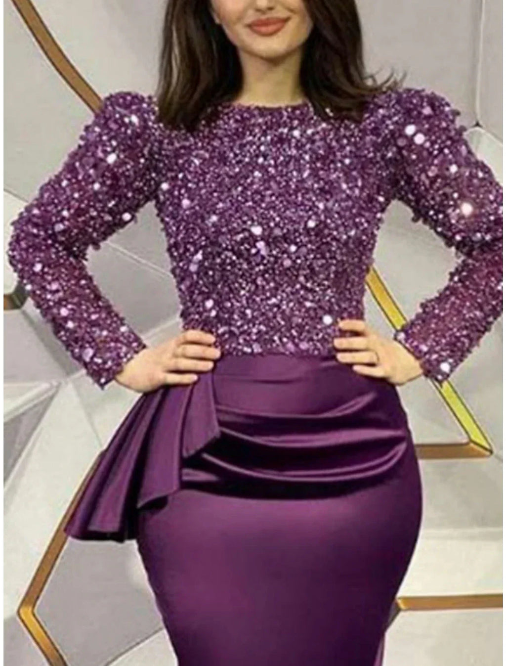 Sheath / Column Evening Gown Elegant Dress Formal Sweep / Brush Train Long Sleeve Jewel Neck with Glitter Ruched