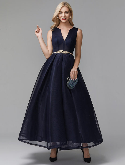 Elegant Black A-Line Classic-Neck Sleeveless Classic-Back Floor-Length Wedding Dress