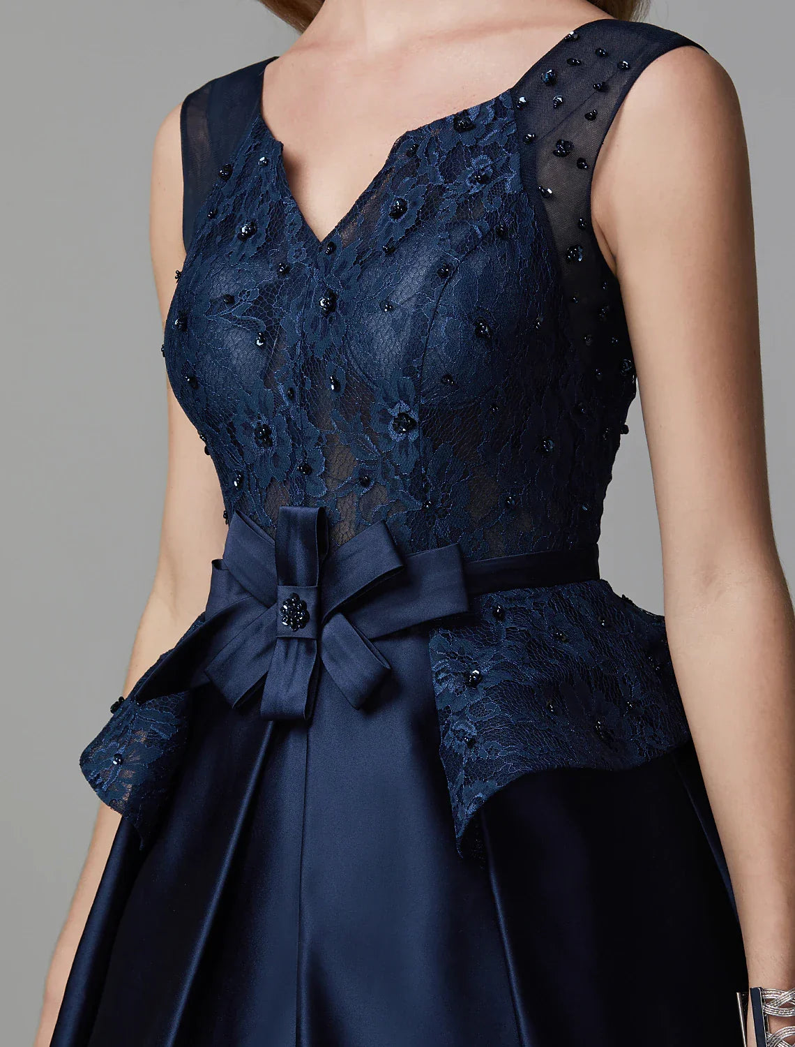 Formal Evening Dress V Neck Sleeveless Floor Length with Bow(s) Beading