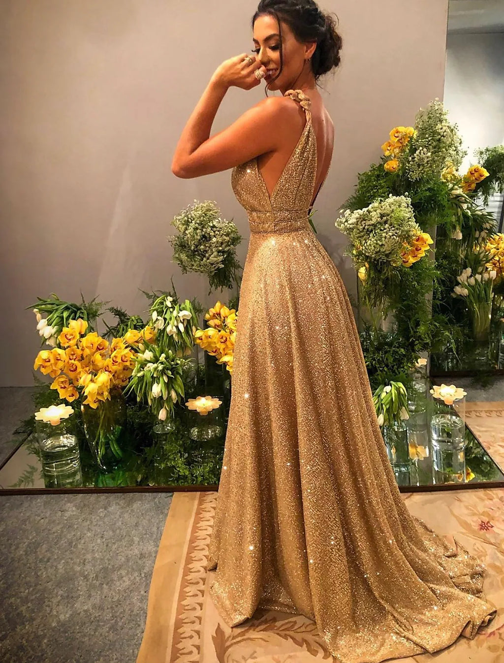 Luxurious Dress Strap Backless