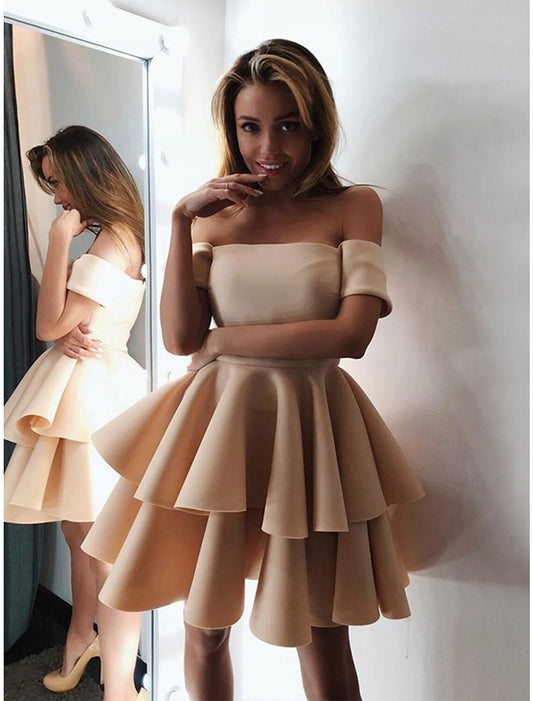 Elegant Red A-Line Classic-Neck Short-Sleeve Classic-Back Mini-Length Homecoming Dress