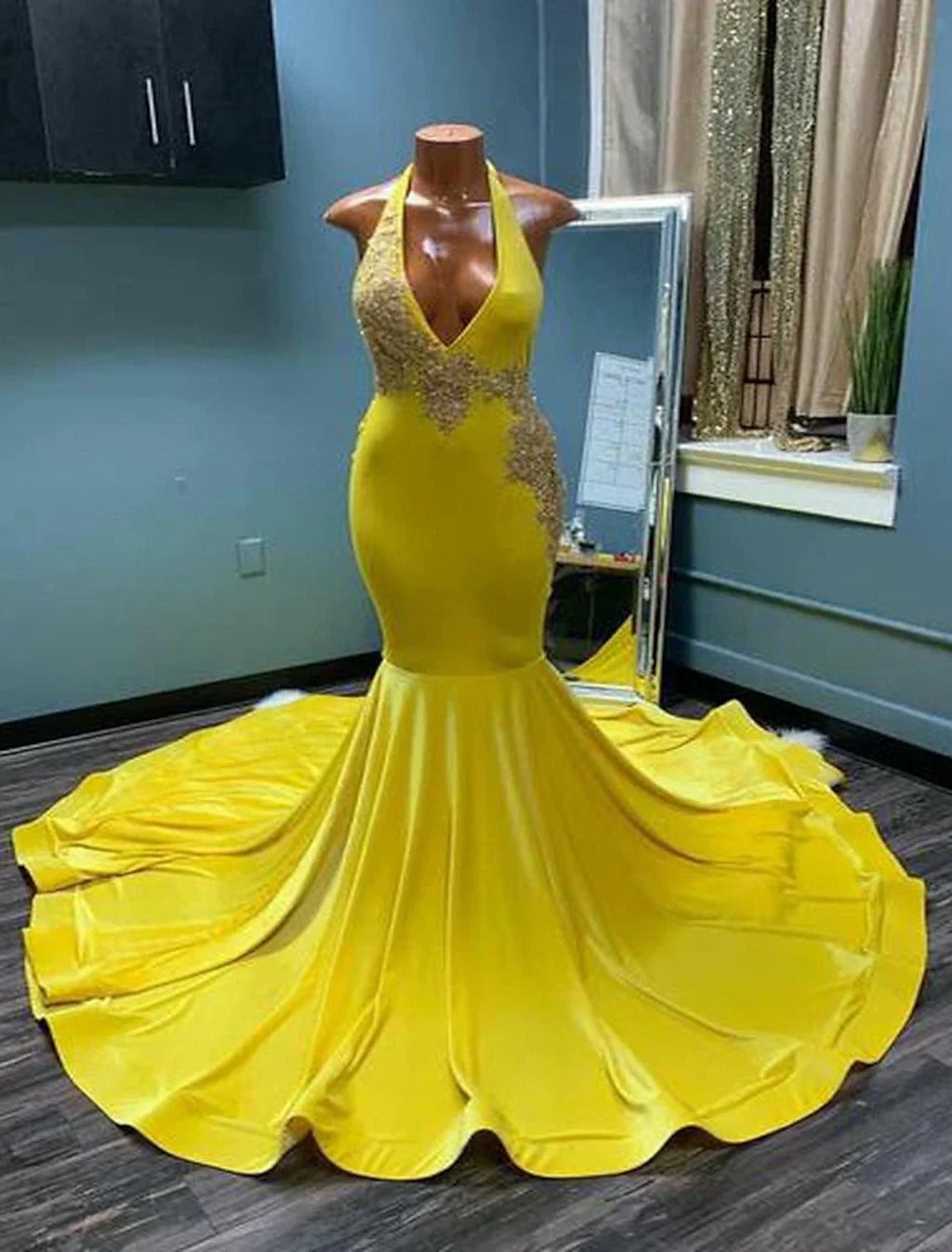 Mermaid / Trumpet Evening Gown Backless Dress Formal Chapel Train Sleeveless Halter African American Imitation with Crystals Appliques