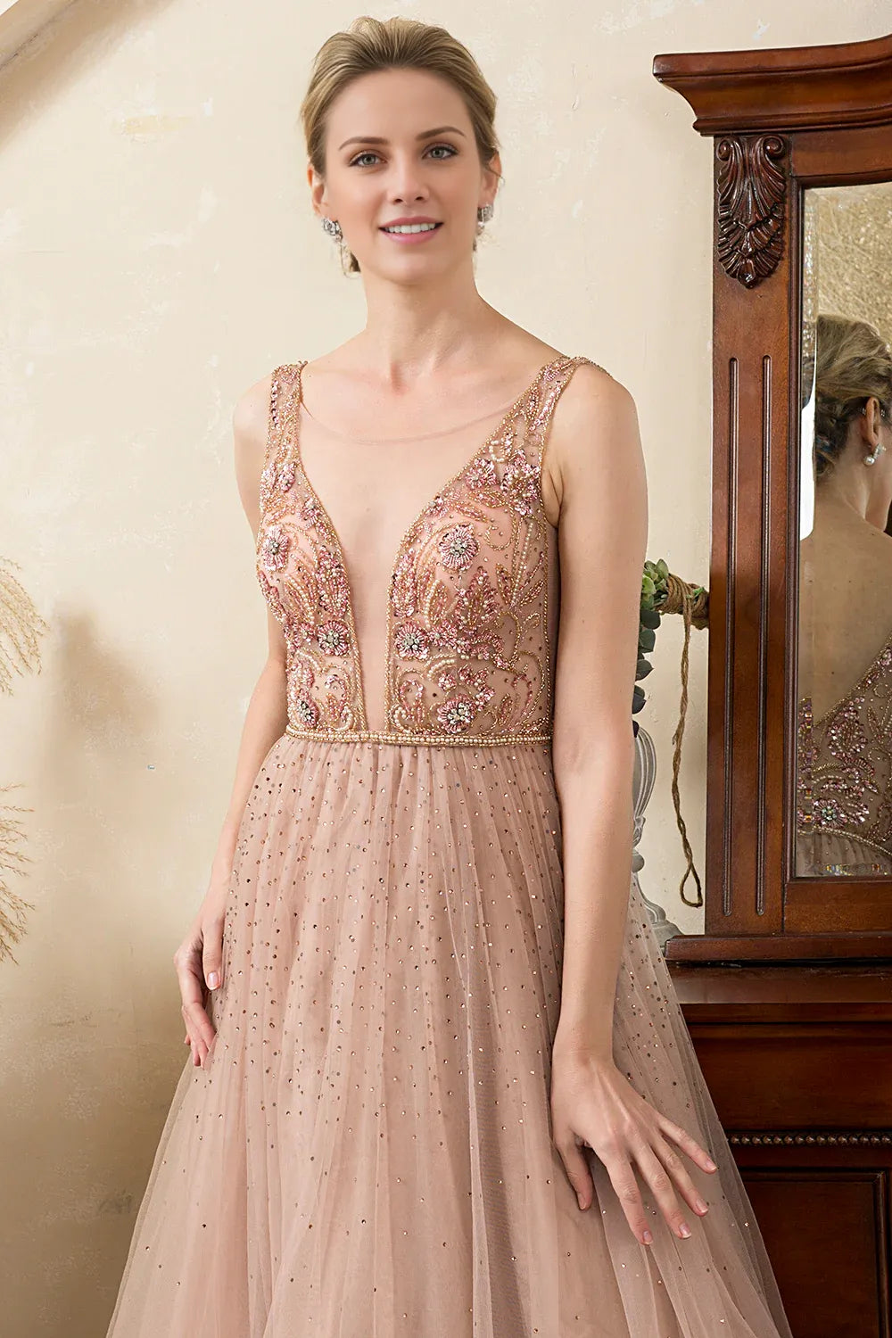 Luxurious Prom Formal Evening Dress Backless Sleeveless Floor Length with Crystals Beading