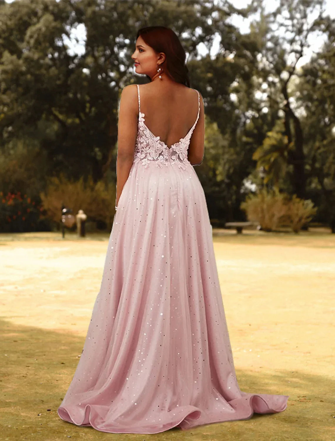 Plus Size Dress Wedding Guest Sleeveless V Neck with Appliques