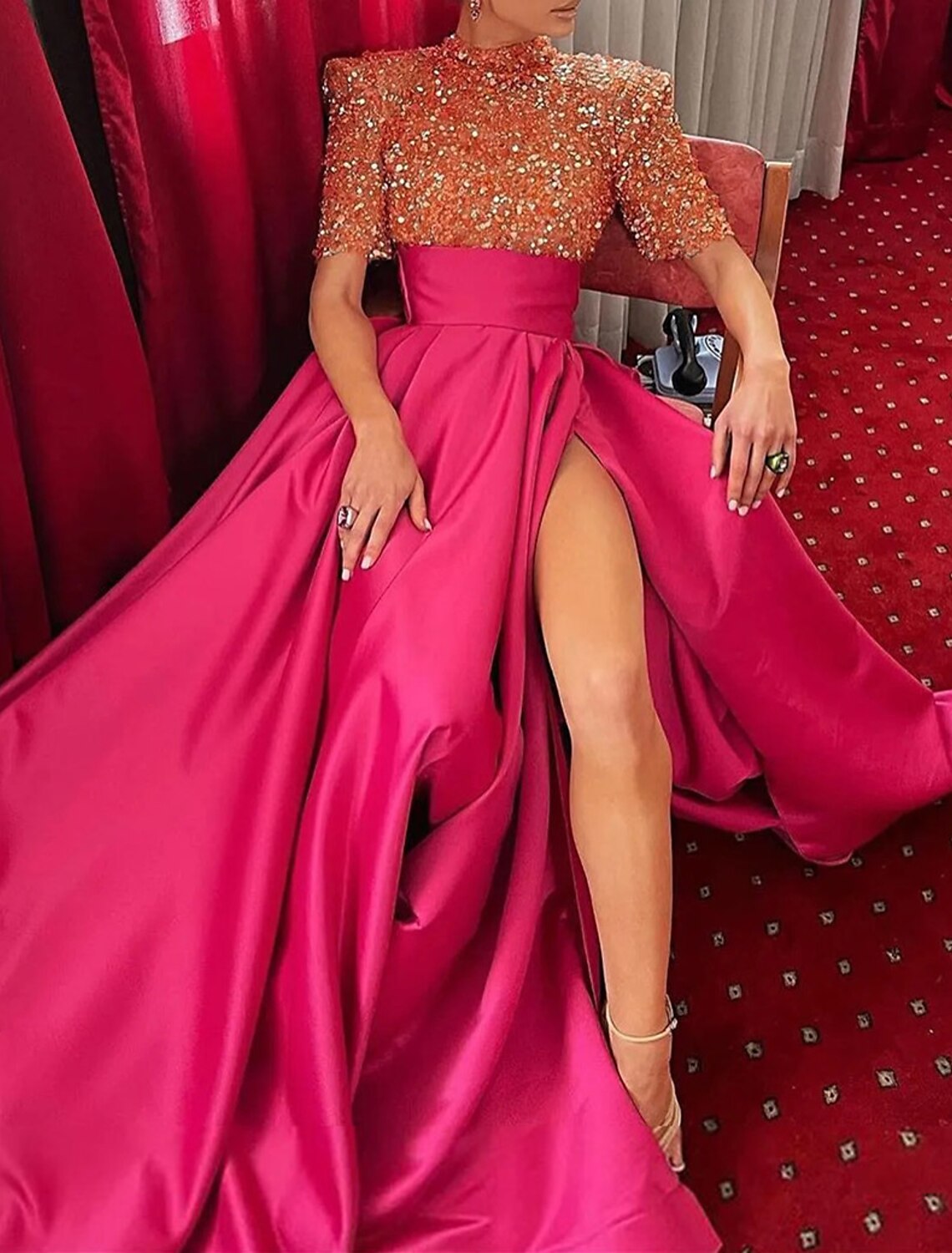 Green Evening Gown Christmas Red Dress Formal Carival Chapel Train Half Sleeve High Neck with Pearls