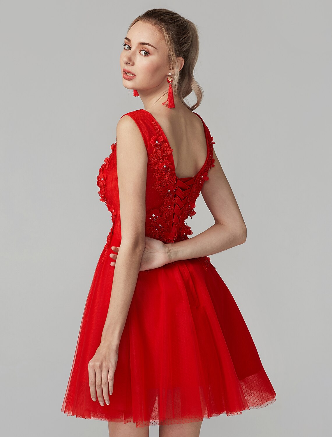 Homecoming Graduation Short / Mini Sleeveless V Neck Over with Crystals Appliques
