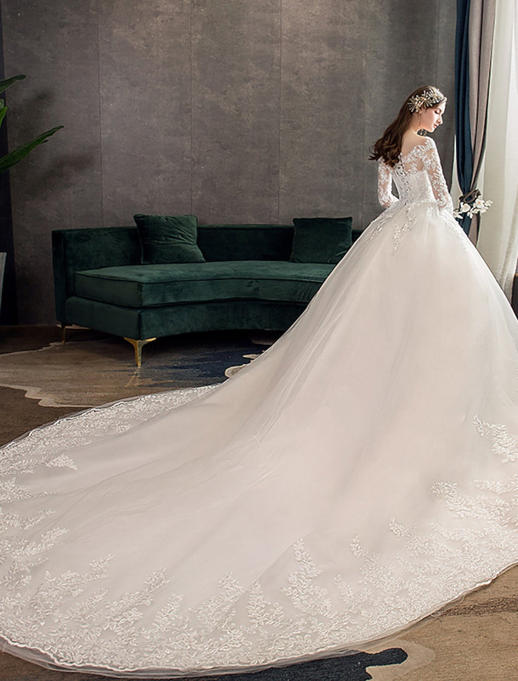 Engagement Open Back Formal Wedding Dresses Chapel Train Long Sleeve With Pleats Appliques