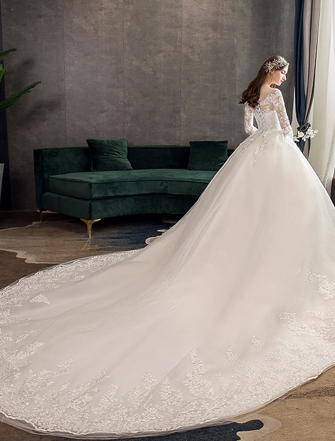 Engagement Open Back Formal Wedding Dresses Chapel Train Long Sleeve With Pleats Appliques
