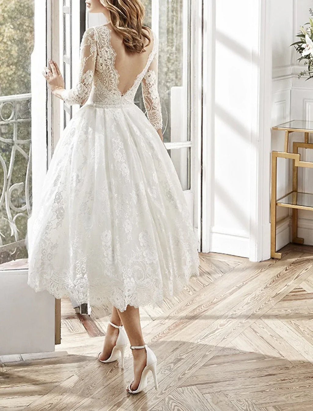 Party Dresses Floral Dress Homecoming Prom Tea Length Long Sleeve Jewel Neck Backless with Appliques
