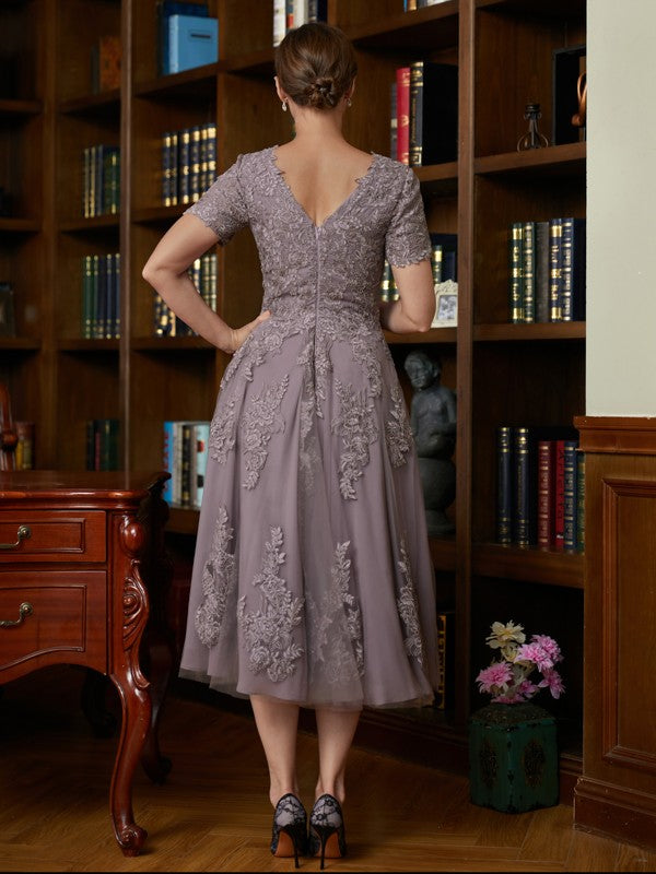 A-Line/Princess Scoop Short Sleeves Tea-Length Mother of the Bride Dresses