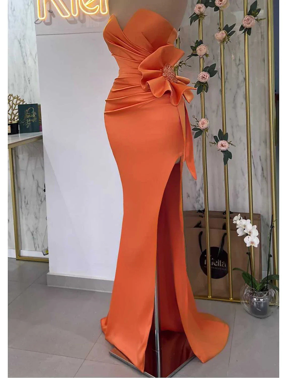 Mermaid / Trumpet Evening Gown Floral Dress Masquerade Sweep / Brush Train Sleeveless Strapless with Slit