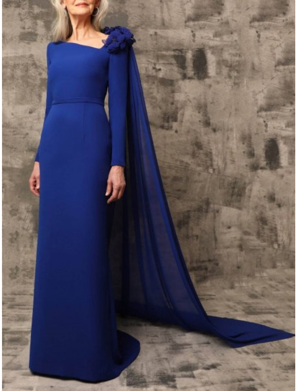 Sheath / Column Mother of the Bride Dress Wedding Guest Elegant Square Neck Court Train Long Sleeve with Flower Solid Color