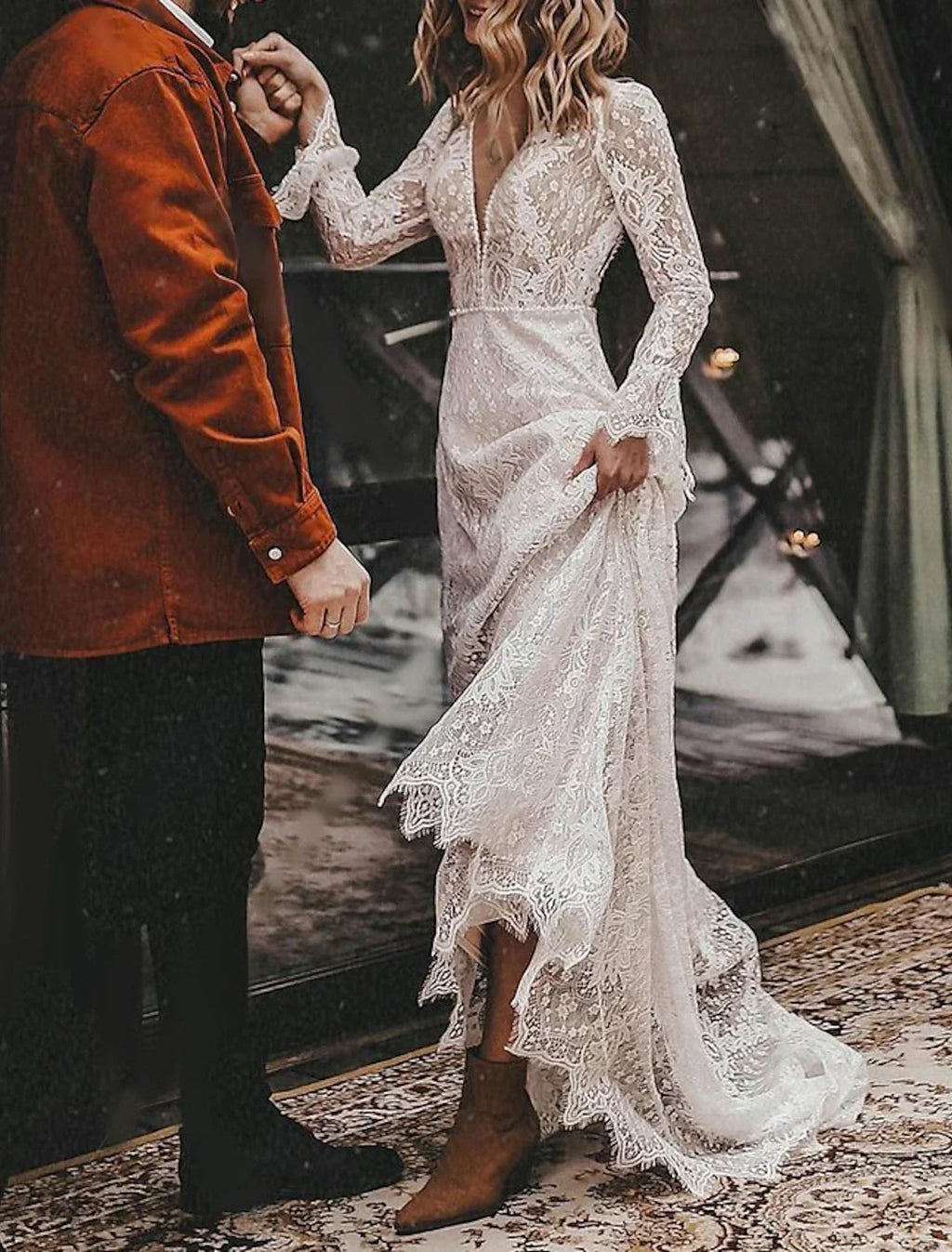 Beach Open Back Boho Wedding Dresses A-Line V Neck Long Sleeve Court Train Bridal Gowns With Solid Color
