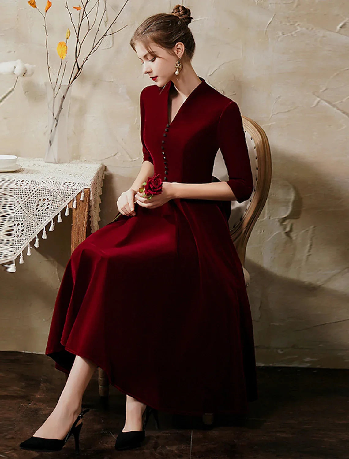 Minimalist Vintage Party Wear Cocktail Party Dress V Neck Half Sleeve Tea Length with Sleek