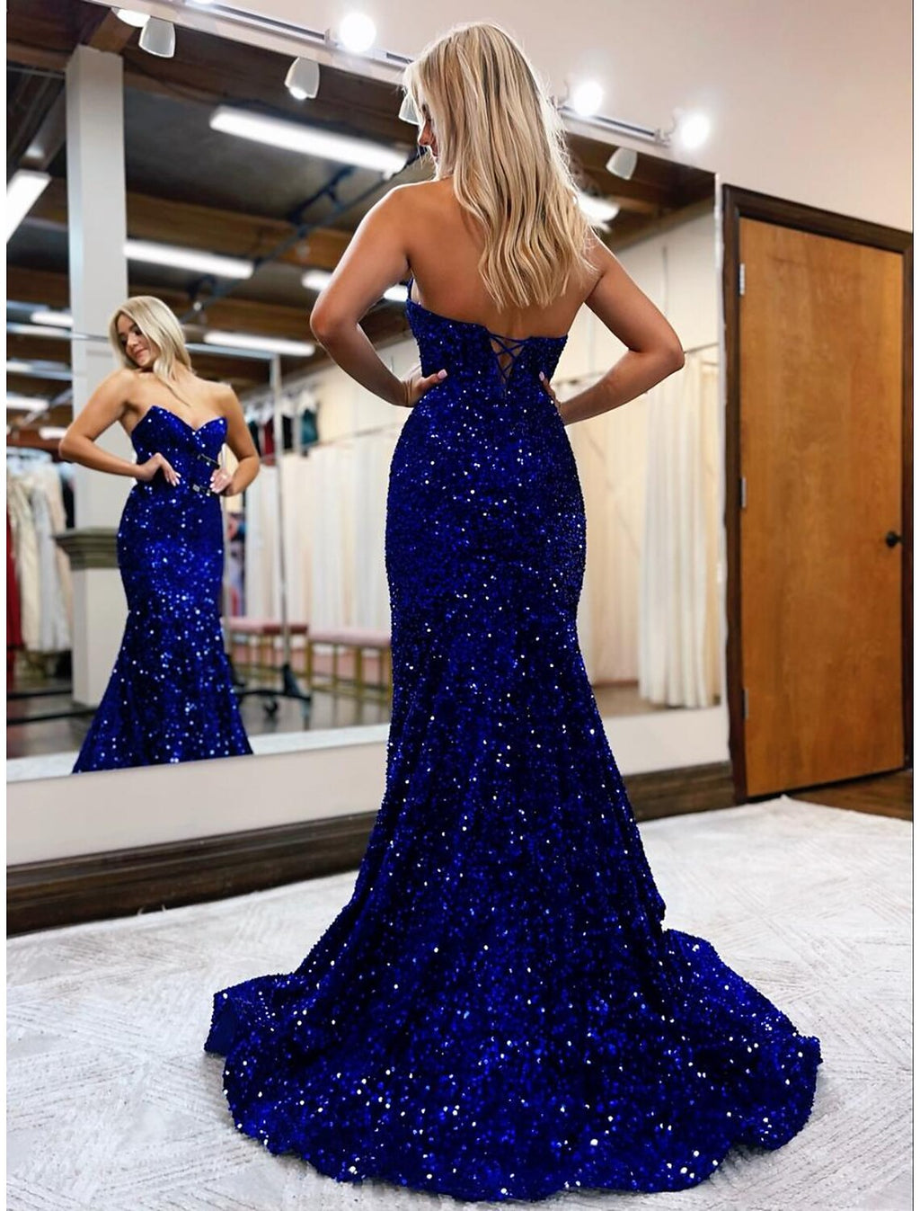 Mermaid / Trumpet Prom Dresses Sparkle & Shine Dress Formal Wedding Party Sweep / Brush Train Sleeveless Sweetheart Backless