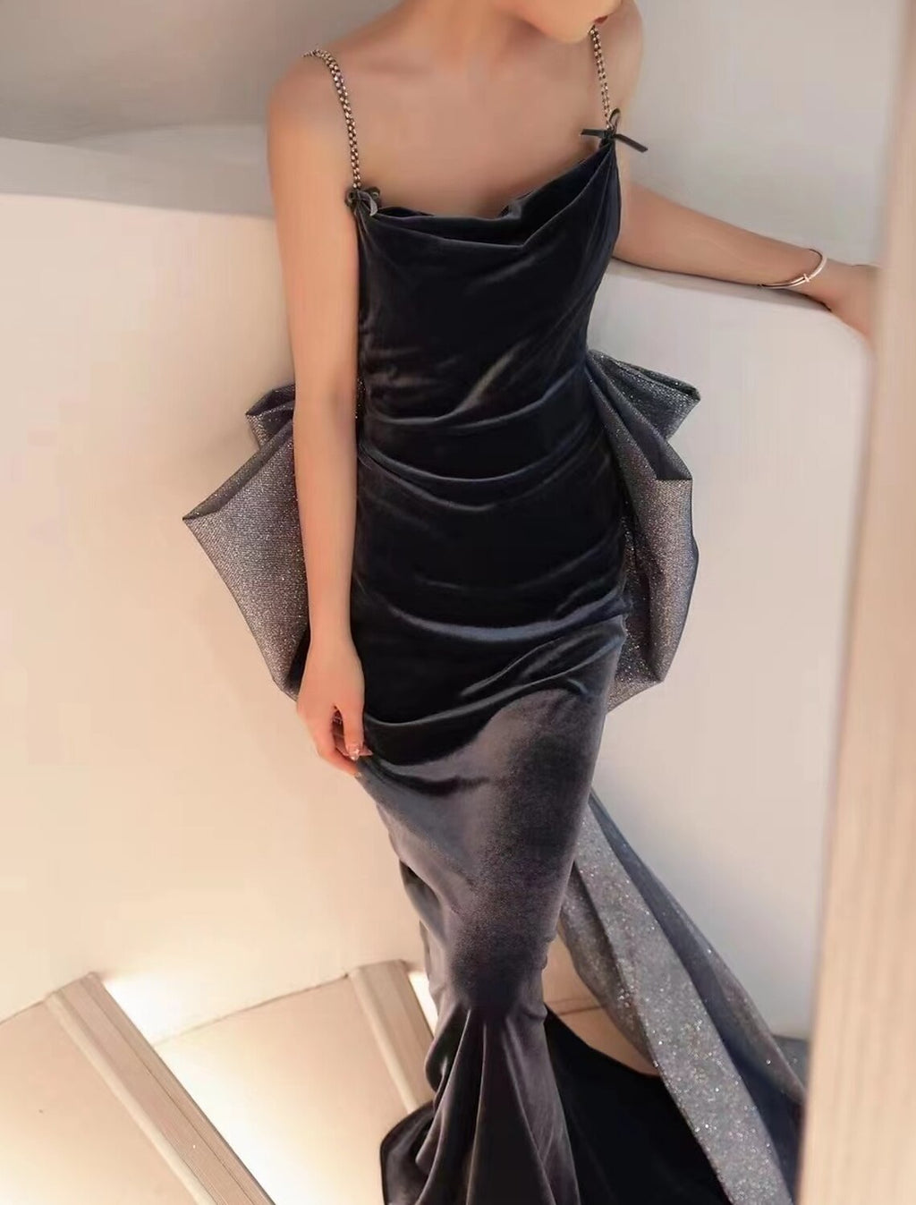 Celebrity Style Elegant Engagement Prom Dress Spaghetti Strap Long Sleeve Sweep / Brush Train with Bow(s) Crystals