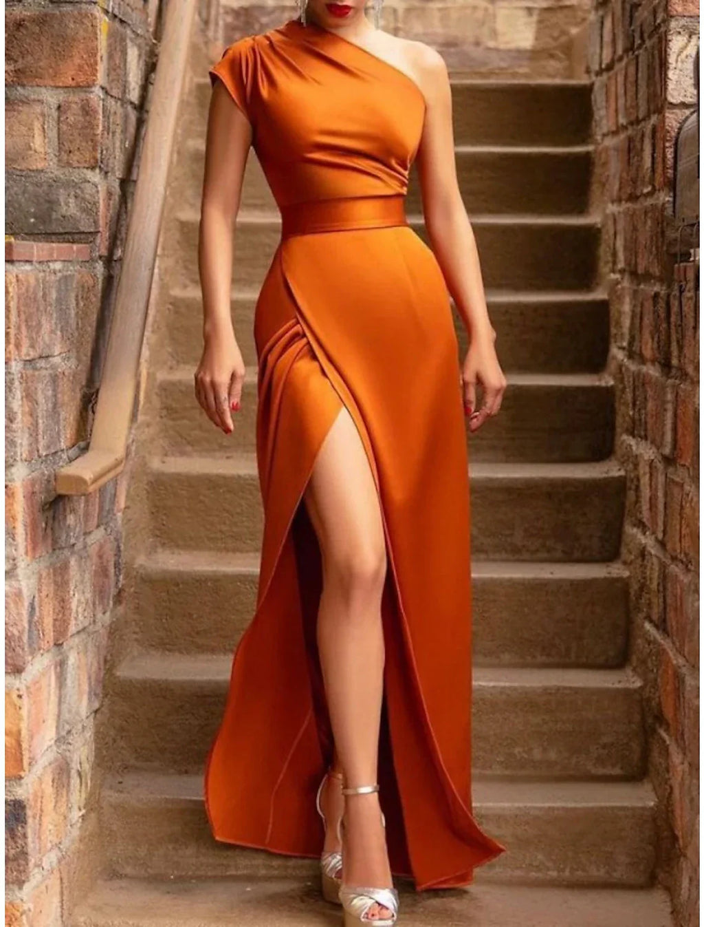 Sheath / Column Bridesmaid Dress One Shoulder Sleeveless Elegant Floor Length with Split Front