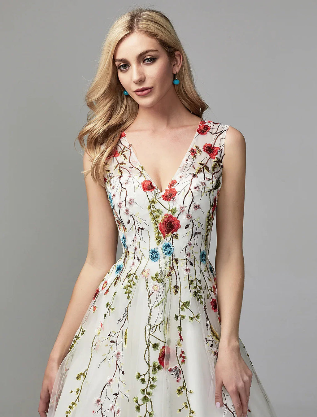 Floor Length Sleeveless V Neck with Embroidery Appliques