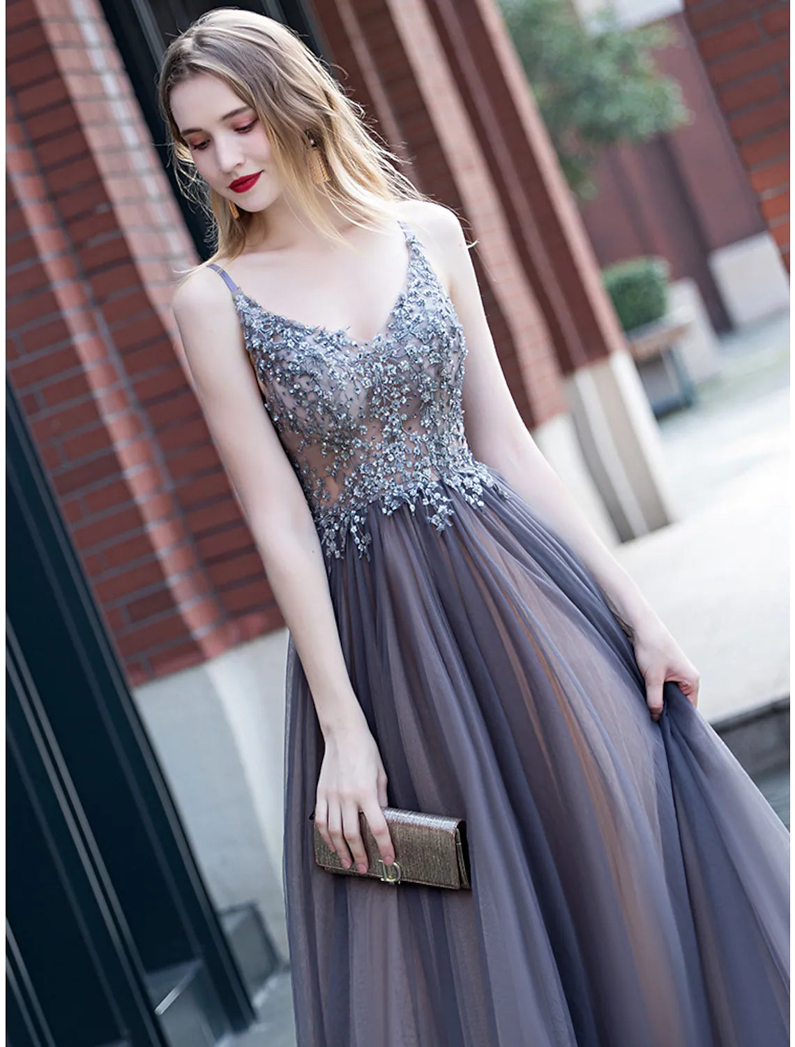Party Prom Dress V Neck Sleeveless Floor Length Pleats Appliques