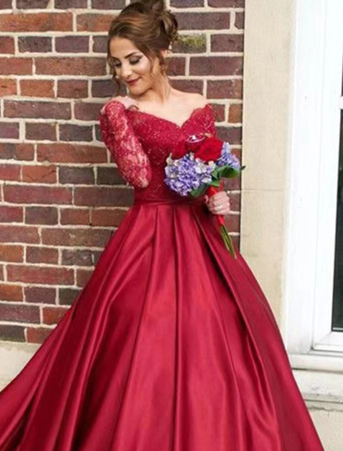 Evening Gown Floral Dress Sweet 16 Chapel Train Long Sleeve V Neck with Appliques