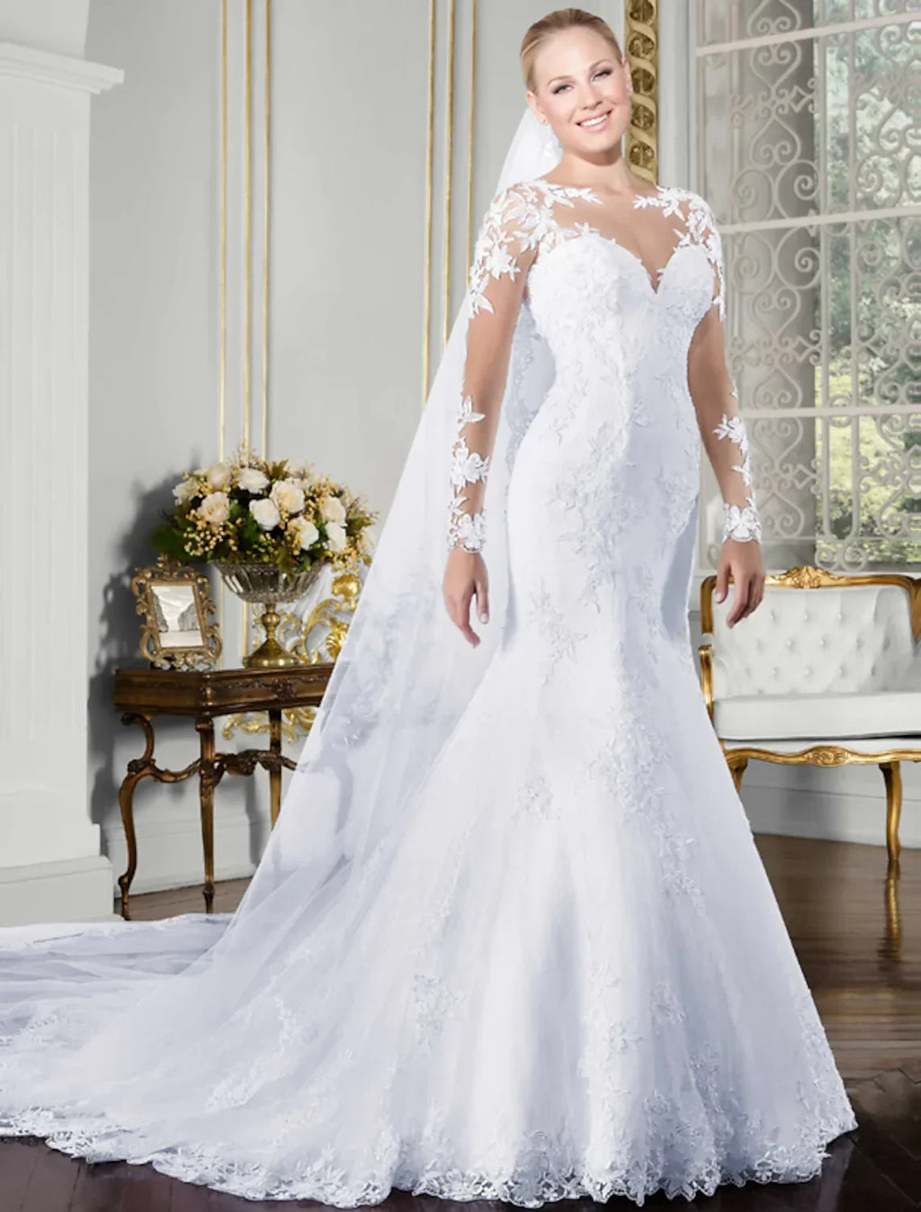 Open Back Sexy Formal Wedding Dresses Chapel Long Sleeve Neck Appliques