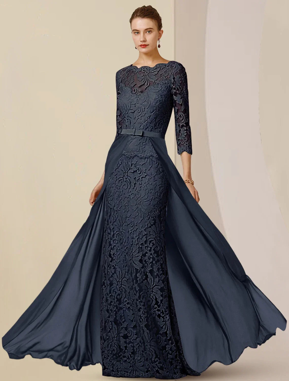 Sheath / Column Mother of the Bride Dress Formal Wedding Guest Party Elegant Scoop Neck Floor Length 3/4 Length Sleeve with Bow(s) Appliques