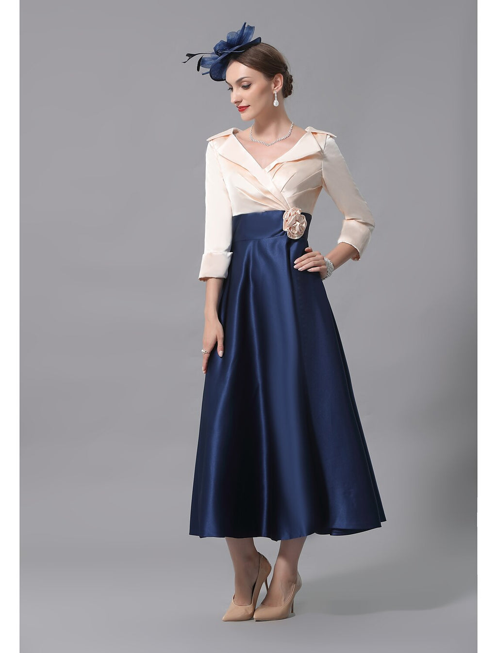 Two Piece Mother of the Bride Dress Wedding Guest Elegant V Neck Knee Length Fabric Half Sleeve with Appliques
