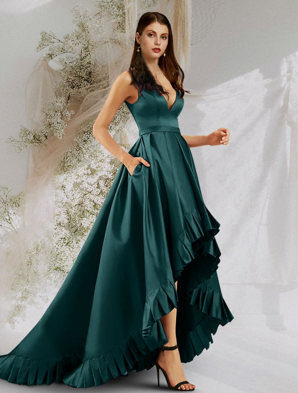 Sleeveless V Neck with Ruffles Pocket