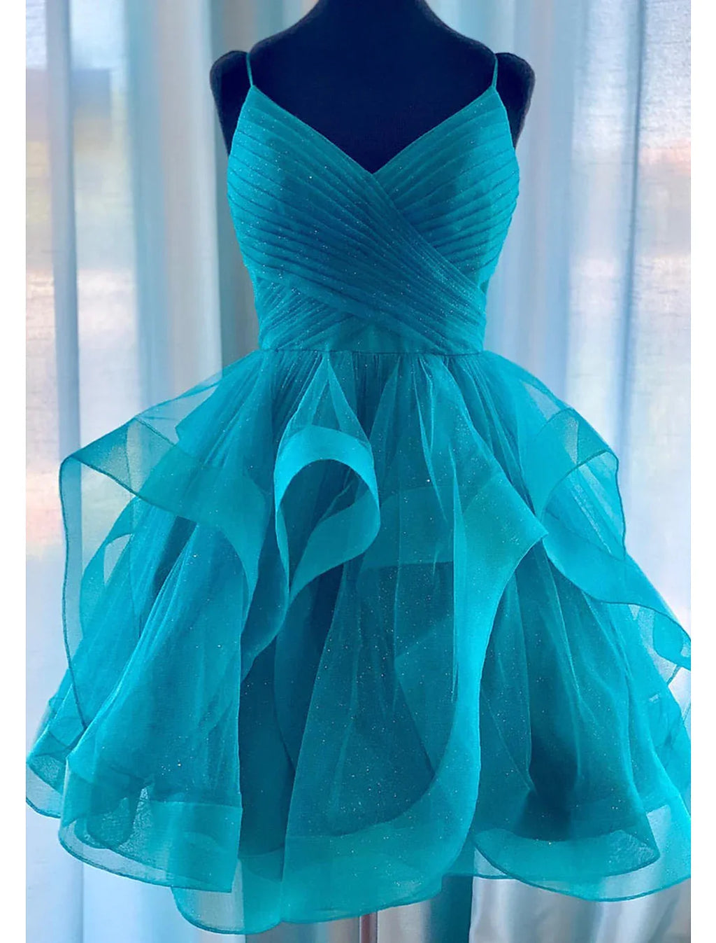 Ball Gown Homecoming Dresses Glittering Mini Dresses Puff Tiered Dresses Sleeveles Spaghetti Strap