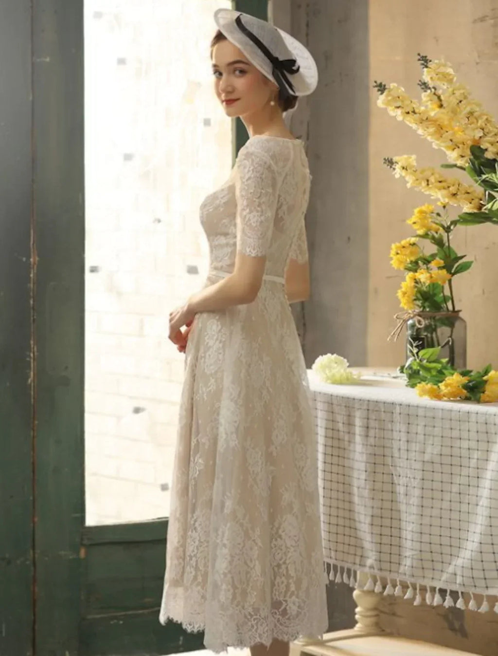 White Bridal Little Dresses Wedding Dresses A-Line Half Sleeve With Sash Ribbon Appliques