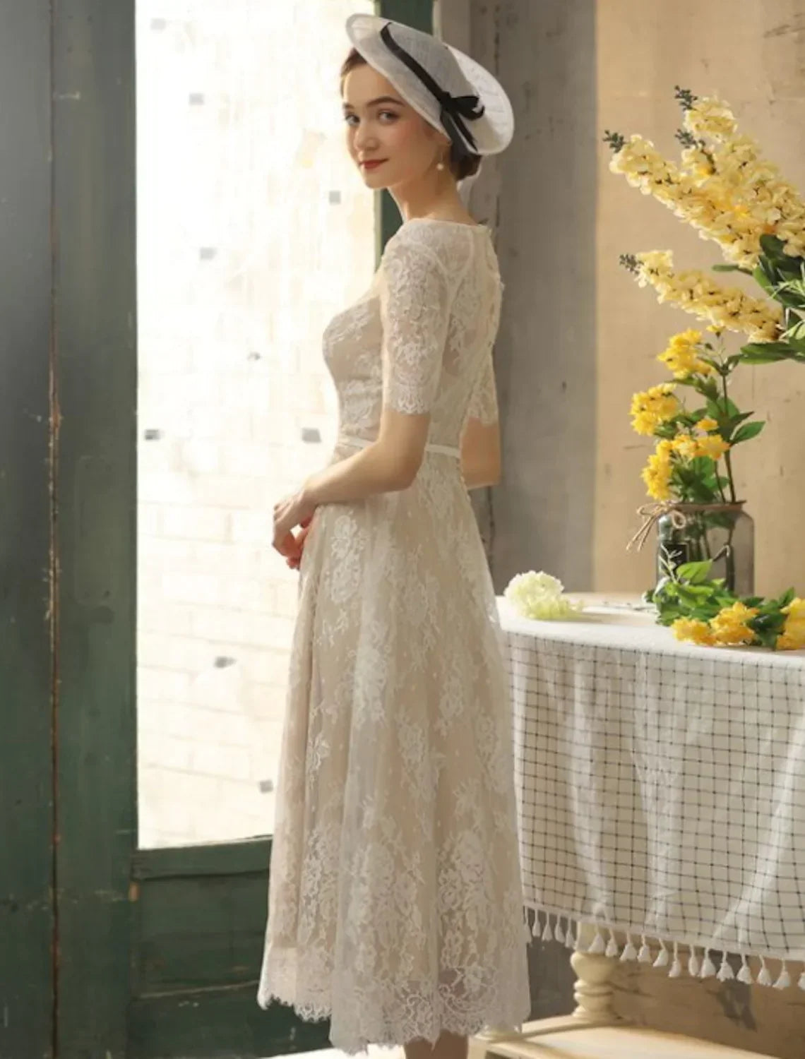 White Bridal Little Dresses Wedding Dresses A-Line Half Sleeve With Sash Ribbon Appliques