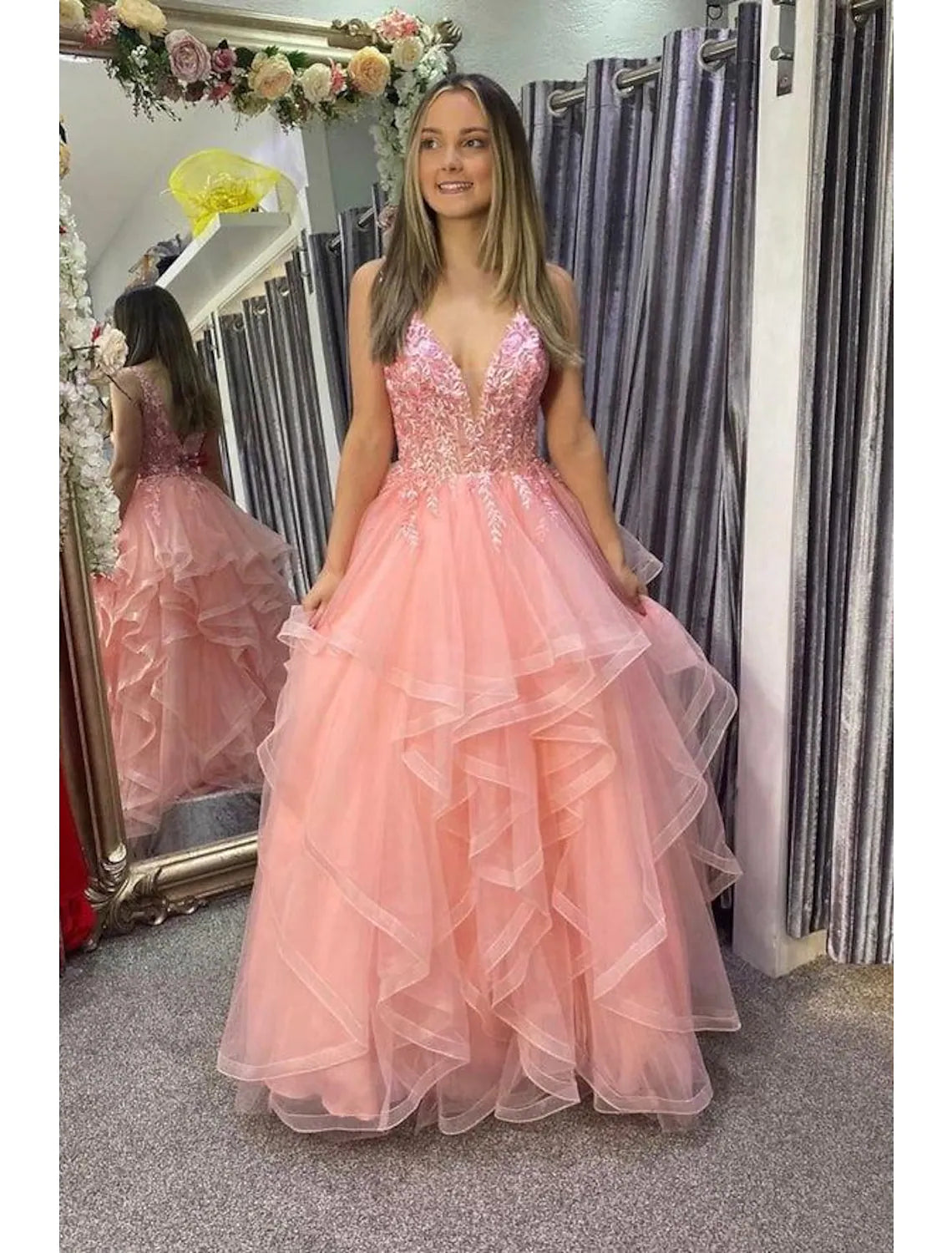 Princess Dress Formal Floor Length Sleeveless V Neck Backless with Pleats Appliques