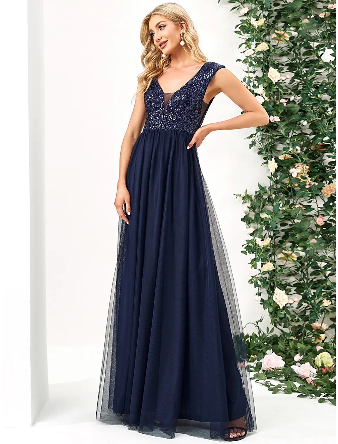 Prom Floor Length Sleeveless V Neck