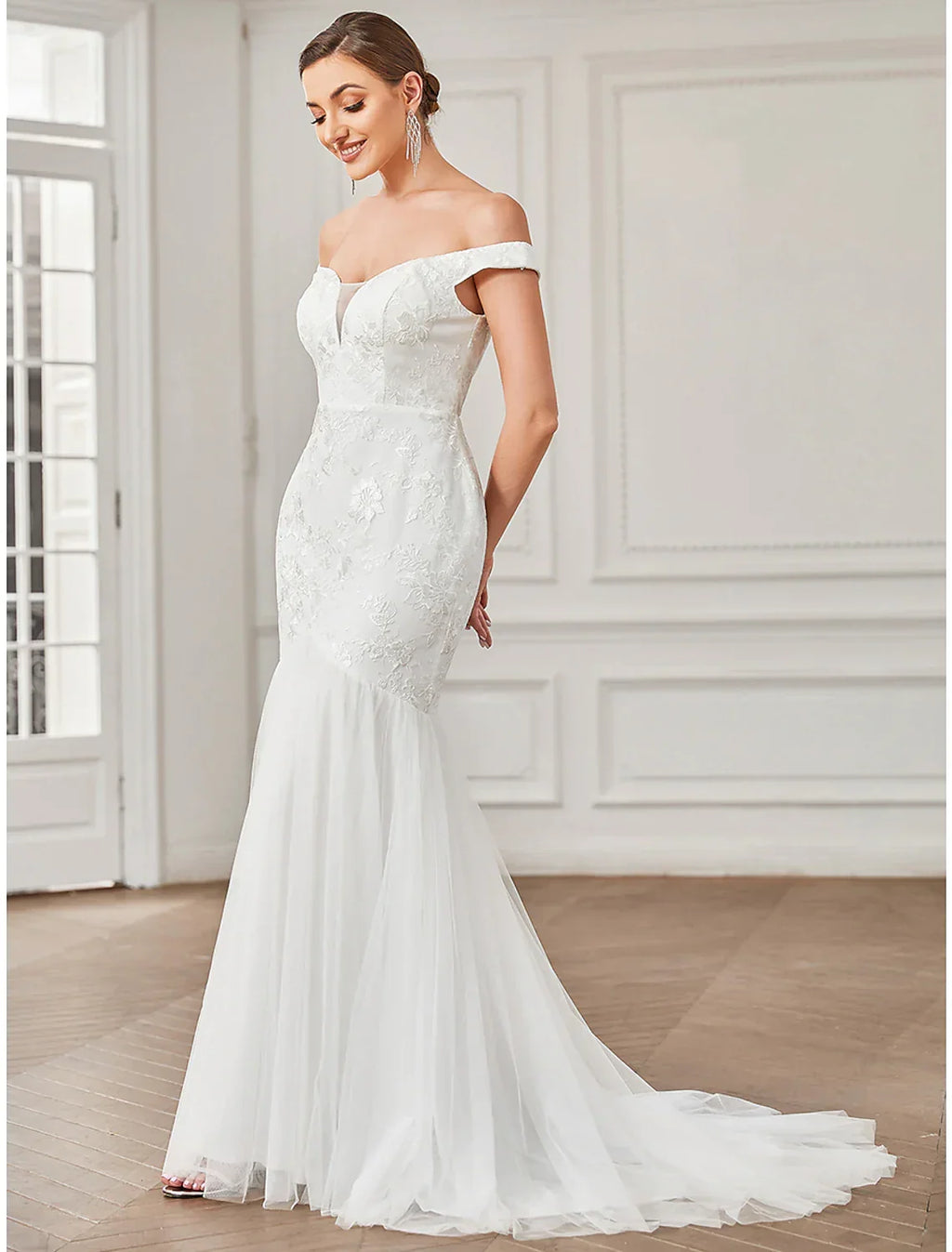 Beach Vintage Wedding Dresses Floor Length A-Line Short Sleeve Off Shoulder Appliques