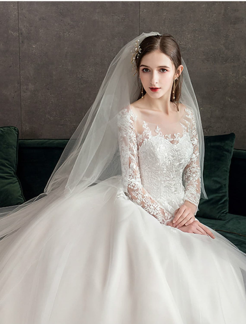 Engagement Open Back Formal Wedding Dresses Chapel Train Long Sleeve With Pleats Appliques