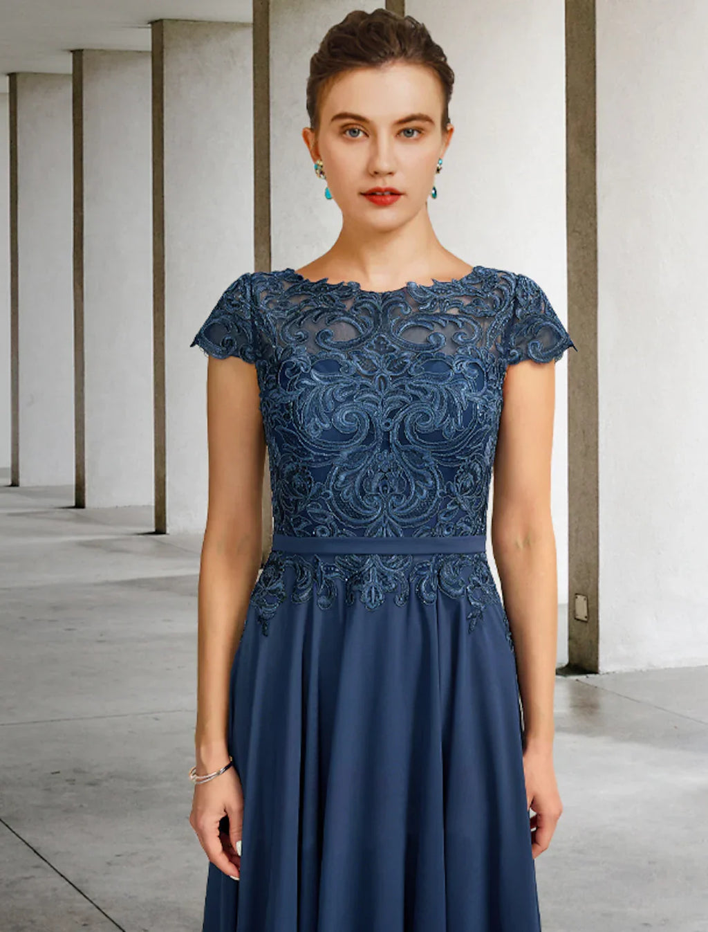 Mother of the Bride Dress Luxurious Elegant Pleats Appliques