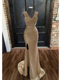 Sheath / Column Prom Dresses Sparkle & Shine Dress Cocktail Party Sweep / Brush Train Sleeveless V Neck with Glitter Ruched Slit