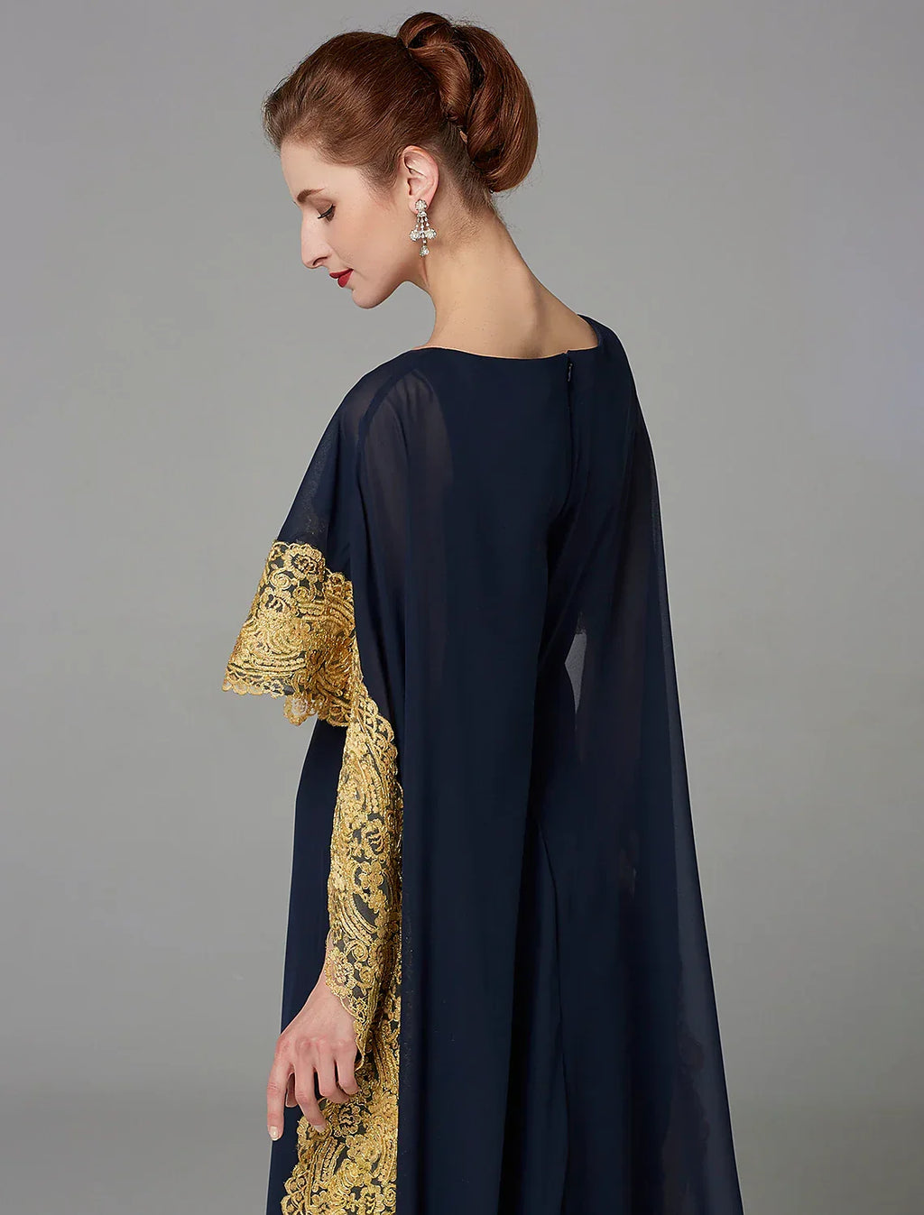 Mother of the Bride Dress Plus Size Elegant Bateau Neck Sweep / Brush Train Sleeveless