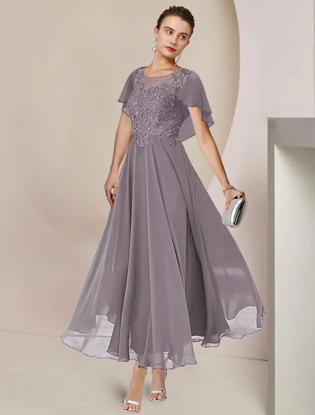 Mother of the Bride Dress Elegant Scoop Neck Tea Length Sleeveless with Beading Appliques