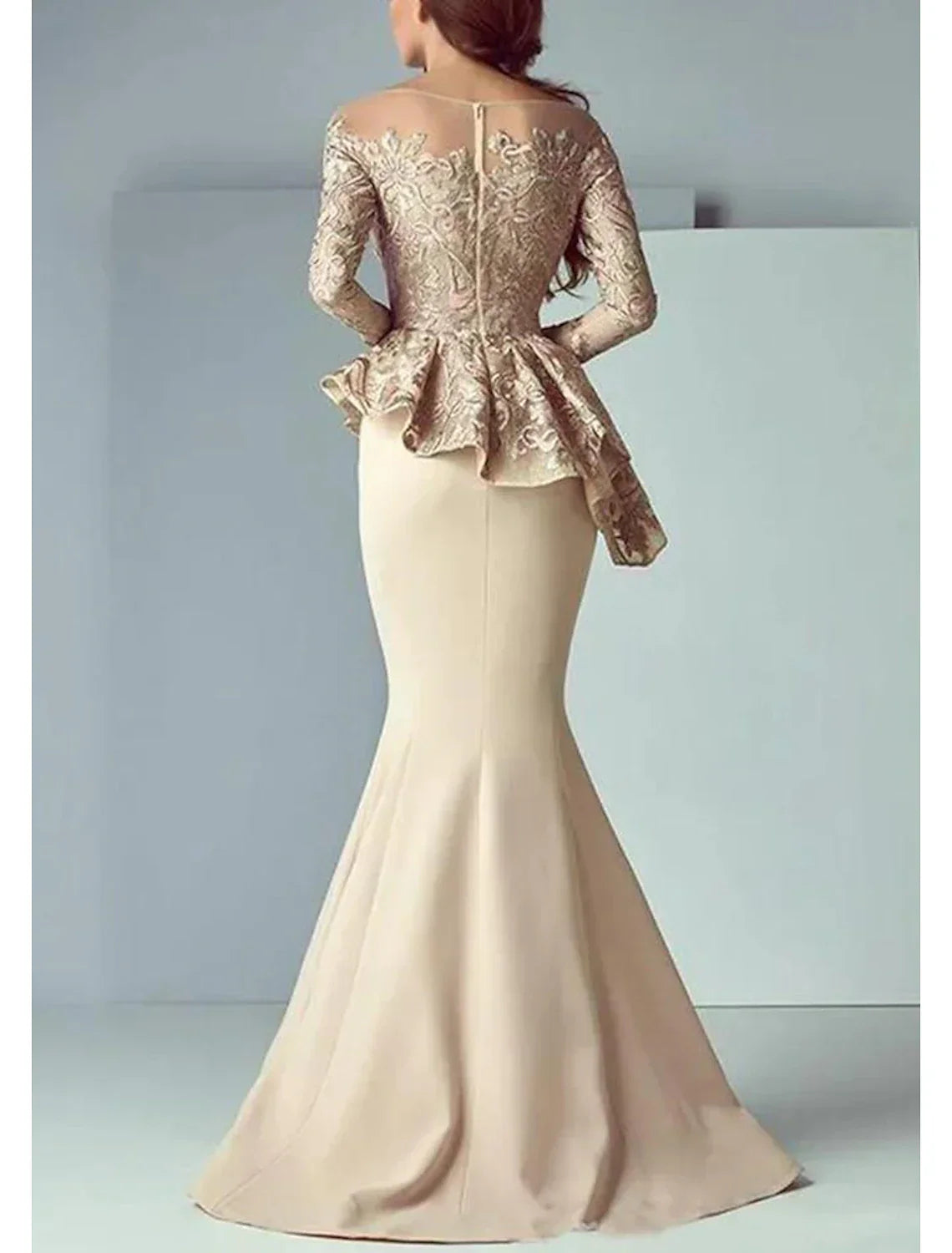 Mermaid / Trumpet Mother of the Bride Dress Formal Wedding Guest Elegant Scoop Neck Floor Length Fabric Long Sleeve with Ruffles Appliques